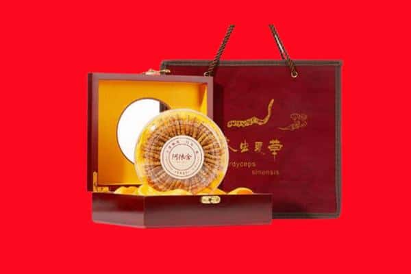 诚信求购:杂多县高价回收冬虫夏草是按克吗